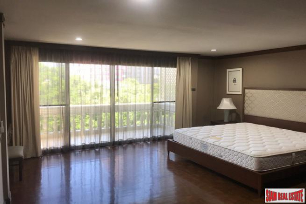 Large Three Bedroom Apartment for Rent only 570 m. from BTS Ekkamai-13