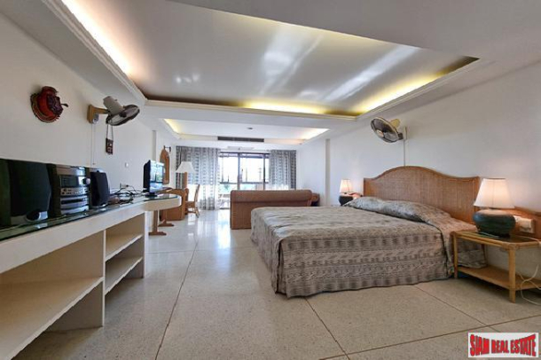 Bougainvillea Terrace House | Studo Apartment for Sale in a Full Service Boutique Resort - Kata Beach-12