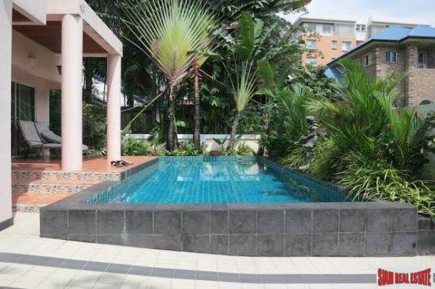 Large Four Bedroom Three Storey House with Private Swimming Pool in Phrom Phong - A Rare Find-2