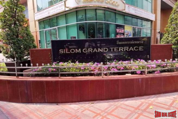 Silom Grand Terrace | Extra Large Two Bedroom Condo for Rent Near BTS Silom-13