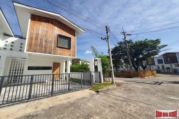 Mono Palai | Spacious Two Storey Three Bedroom Loft-Style House with Private Pool for Rent in Chalong-4