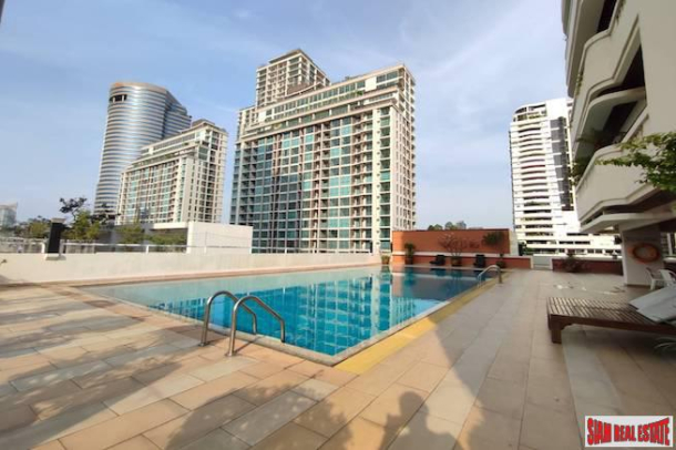 Mano Tower | A Rare Size Two Bedroom + 1 Study room Condo for Sale on Sukhumvit 39-2