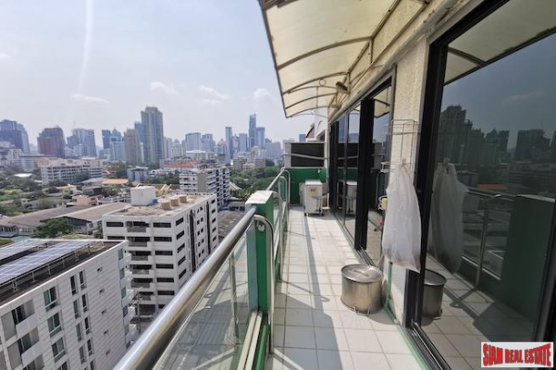 Baan Phrom Phong | Large Two Bedroom Condo for Sale with Unobstructed City Views-15