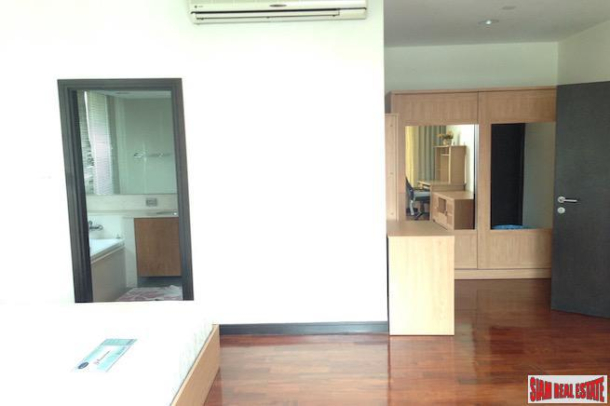 Wilshire | Large Two Bedroom Condo for Rent Close to BTS Phrom Phong-8