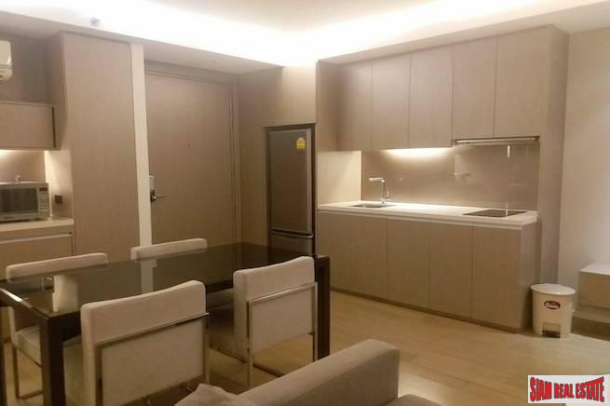 Mode Sukhumvit 61 | Big One Bedroom for Rent in a Low Rise Building Near BTS Ekkamai-10