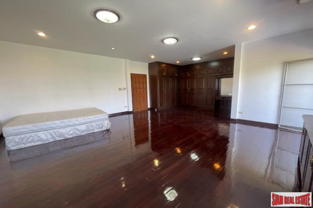 Extra Large Three Bedroom Detached House for Rent in the Heart of the City - Thong Lo-14