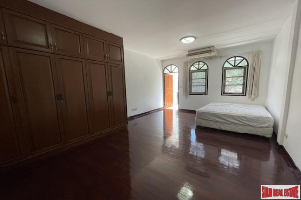 Extra Large Three Bedroom Detached House for Rent in the Heart of the City - Thong Lo-8