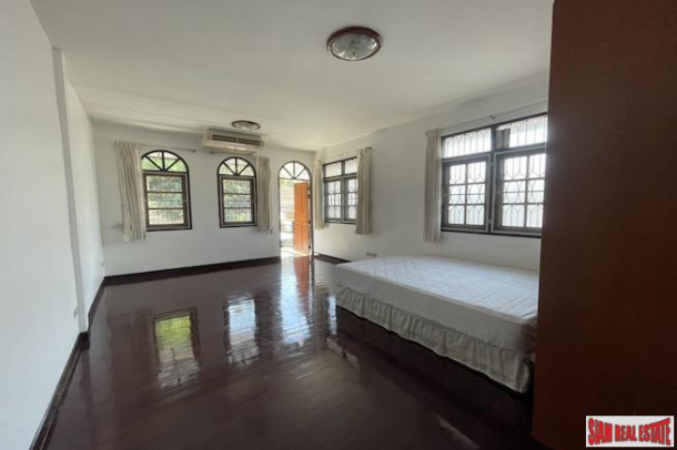 Extra Large Three Bedroom Detached House for Rent in the Heart of the City - Thong Lo-9