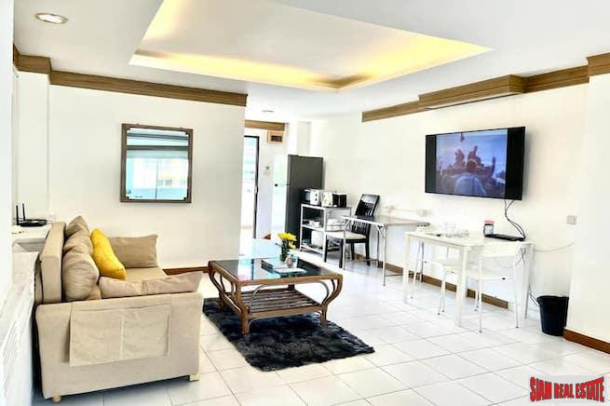 Spacious 65 sqm One Bedroom Condo + Sofa Bed, Fast WIFI, Pool & Gym for Sale in Patong-15