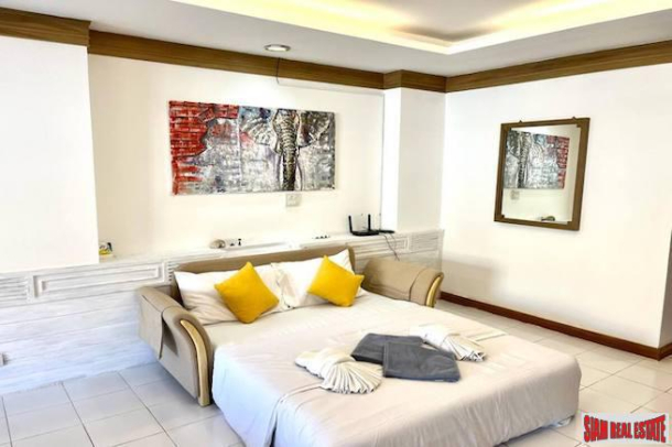 Spacious 65 sqm One Bedroom Condo + Sofa Bed, Fast WIFI, Pool & Gym for Sale in Patong-22