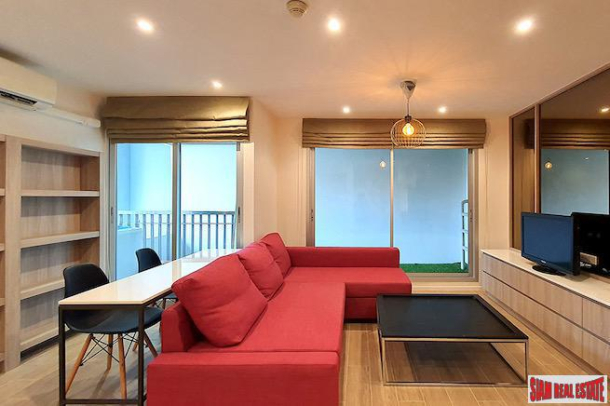 The Niche Sukhumvit 49 | Nice and Cozy One Bedroom for Sale n a Phrom Phong Low Rise-1