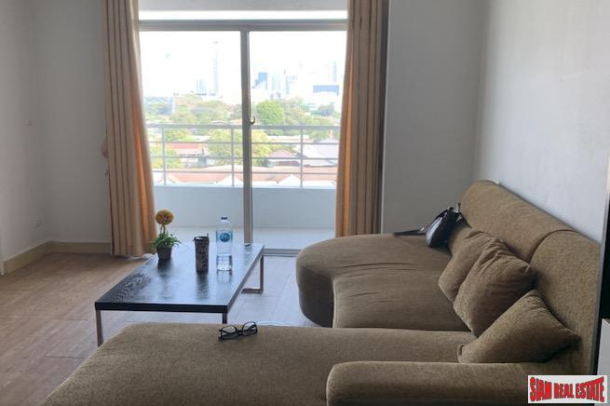 S Condo Sukhumvit 50 | Spacious Two Bedroom Condo for Sale in a Low-Rise Building - Onnut-5