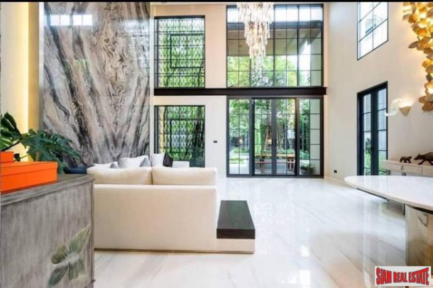 Quarter 31 | Four Bedroom Top-Class Courtyard Villa for Sale in Phrom Phong-11