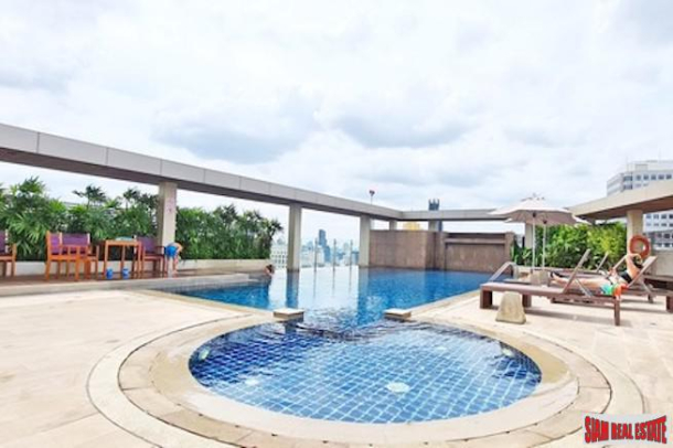 Q Chidlom - Phetchaburi | One Bedroom Condo with Exceptional City Views for Sale  in Chitlom-23