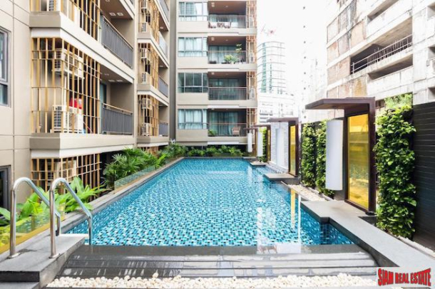 Mirage Sukhumvit 27 | Two Bedroom Condo in Low-rise Building for Rent in Great Asoke Location-1