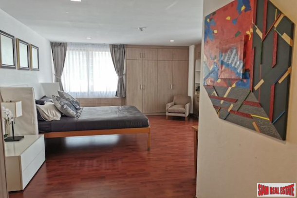 Las Colinas | Elegant & Spacious Two Bedroom Condo for Rent in Asoke-7