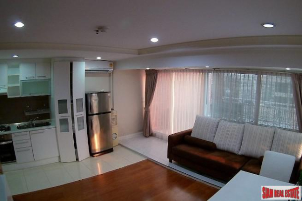Grand Parkview Asoke | Large Two Bedroom with Huge Private Terrace for Sale-18