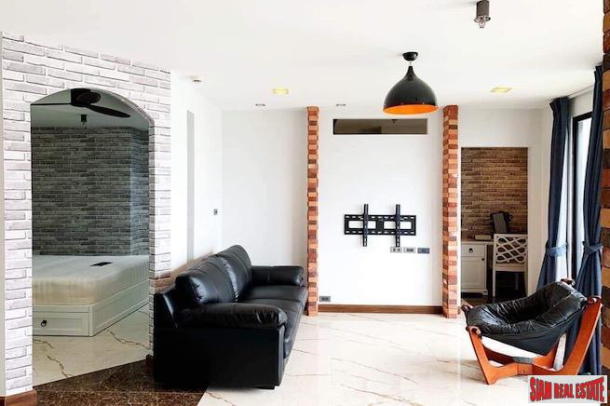 Icon 3 | Newly Renovated One Bedroom Condo on 21st Floor for Sale in Thong Lo-4