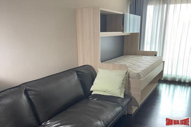 Noble Remix Sukhumvit 36 | Newly Renovated One Bedroom Condo for Sale in a Great Location - Building Connected to BTS Thong Lo-17
