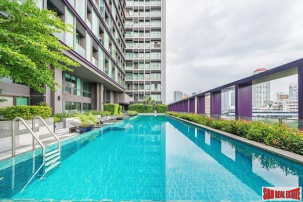 Noble Remix Sukhumvit 36 | Newly Renovated One Bedroom Condo for Sale in a Great Location - Building Connected to BTS Thong Lo-2