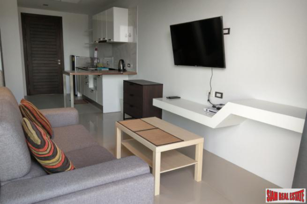 Emerald Terrace Condominium | Studio Condo in Quiet Area with Great Sea Views for Sale in Patong-6
