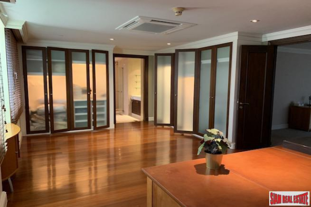 Las Colinas | Beautiful Four Bedroom Duplex Penthouse with Outstanding City Views for Sale in Asoke-15