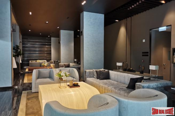 Rhythm Ekkamai | Newly Renovated & Spacious Three Bedroom Condo on the 30th Floor for Rent-17