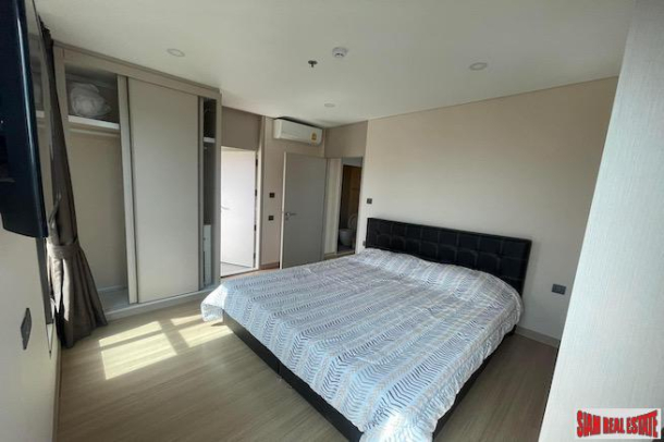 Lumpini Suites Phetchaburi-Makkasan | Top Floor Two Bedroom Condo with Nice City Views for Sale-12