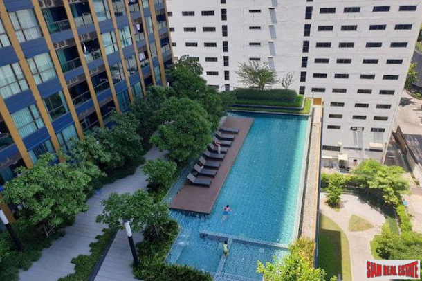 Lumpini Suites Phetchaburi-Makkasan | Top Floor Two Bedroom Condo with Nice City Views for Rent-2