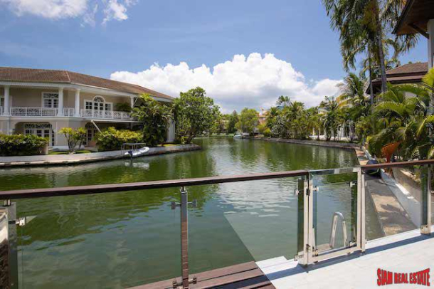 Boat Lagoon | Huge Three Bedroom Waterside Townhome with Private Pool and Boat Dock-2