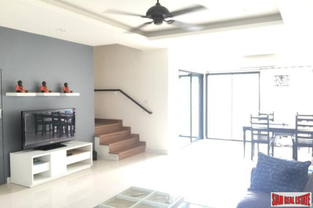 Laguna Park Townhouse | Large Three Bedroom, Three Storey Townhouse with Great Amenities for Rent-3