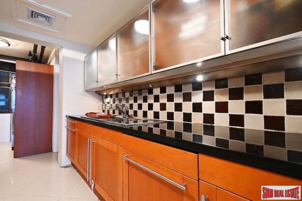 All Season Mansion | Well Renovated Three Bedroom Condo on 17th Floor for Sale in the Wireless Area of Bangkok-9