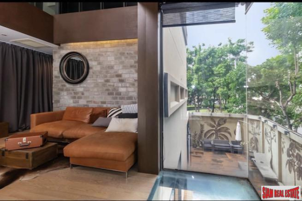 Noble Cube Pattanakarn | Newly Renovated Five Bedroom House with Private Swimming Pool  for Sale-12