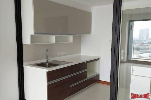 Supalai Premier Charoen Nakhon | One Bedroom Pool View Condo for Sale in Krung Thonburi-7