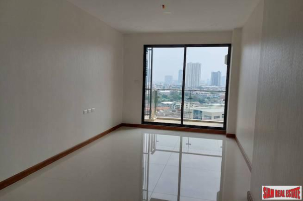 Supalai Premier Charoen Nakhon | One Bedroom Pool View Condo for Sale in Krung Thonburi-8