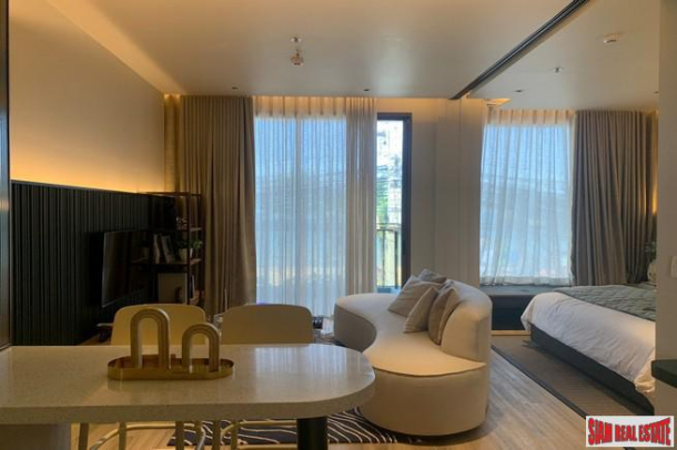 New Luxury High-Rise Condo with Panoramic Sea Views by Experienced Developer Directly on Jomtien Beach, Pattaya - 2 Bed Units-25