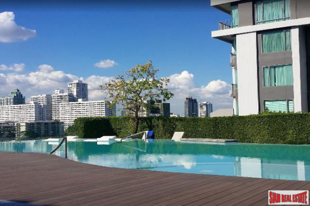 Ceil by sansiri | Large modern Two bedroom condo for rent in Ekkamai-10