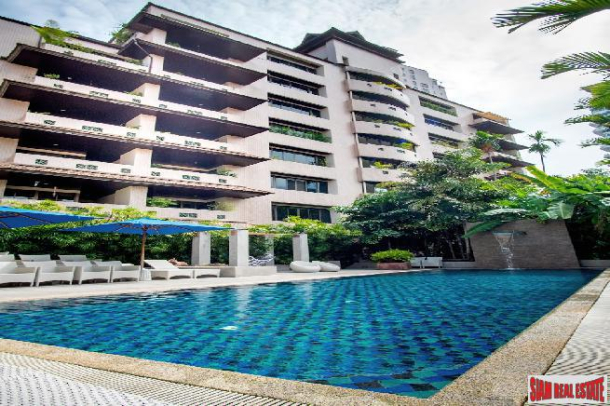 Raintree Village | Stunning Three Bedroom Townhouse for Rent in Phromphong-1