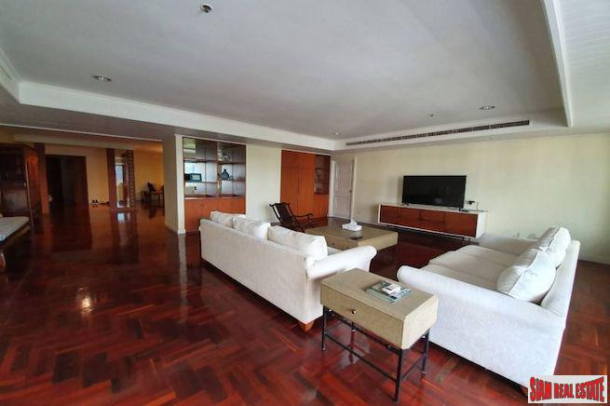Kallista Mansion | Spacious Three Bedroom Condo for Rent in Nana-5