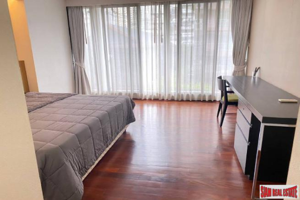 Casa 24 | Three bedroom condo for rent in Phromphong-11