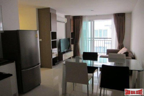 Voque Sukhumvit 16 | Modern 2 Bedroom Condo for Rent in Asoke-3
