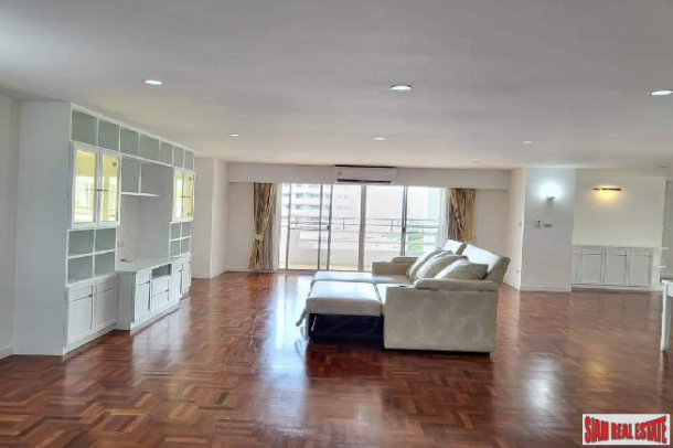 Regent on the park 3 | 3 Bed Condo for Rent in Asoke-4