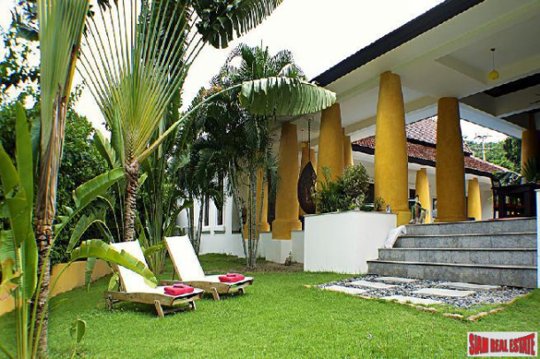 High Quality Resort Style 5 Bed Resort Style Villa with Large Private Pool and Tropical Gardens at Hua Hin-16