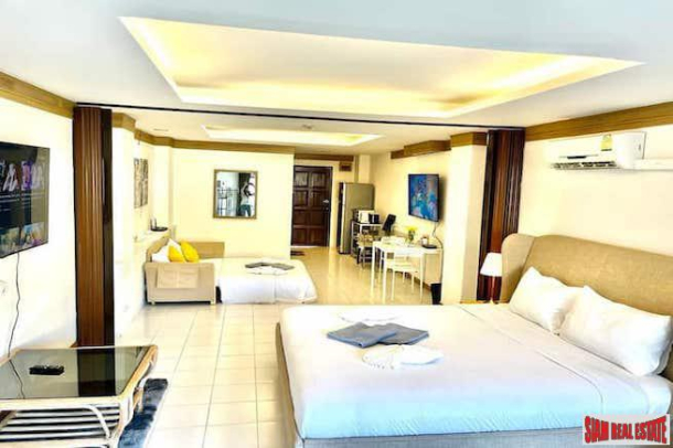 Spacious 65 sqm One Bedroom Condo + Sofa Bed, Fast WIFI, Pool & Gym for Sale in Patong-6
