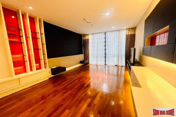 Domus Condominium | Ultra Luxury 4 + 1 Unit Partly Furnished with Green Views at Sukhumvit 18, Asoke-11