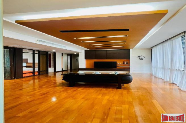 Domus Condominium | Ultra Luxury 4 + 1 Unit Partly Furnished with Green Views at Sukhumvit 18, Asoke-15