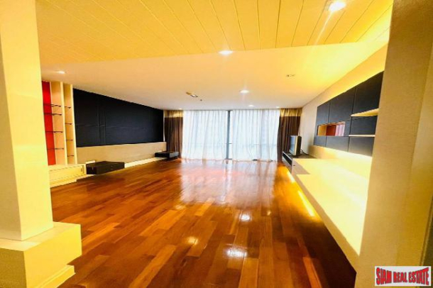 Domus Condominium | Ultra Luxury 4 + 1 Unit Partly Furnished with Green Views at Sukhumvit 18, Asoke-3