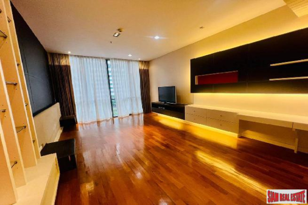 Domus Condominium | Ultra Luxury 4 + 1 Unit Partly Furnished with Green Views at Sukhumvit 18, Asoke-9