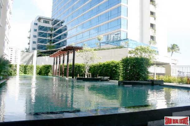 Condo One X | 2 Bed Fully Furnished Condo on the 14th Floor with City Views Located on the Charming Sukhumvit 26 Road, close to BTS Phrom Phong-11