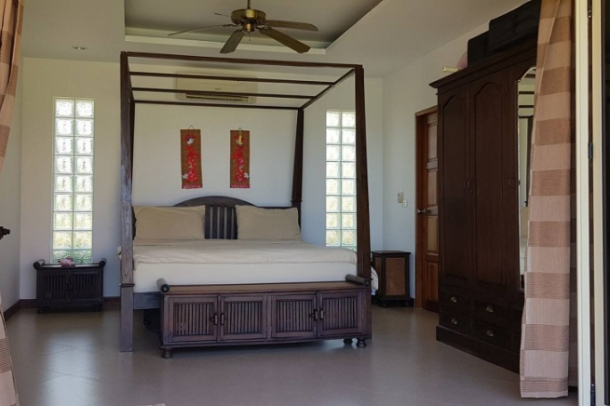 Three Bedroom Sea View Family Style Koh Lanta Villa for Sale-3